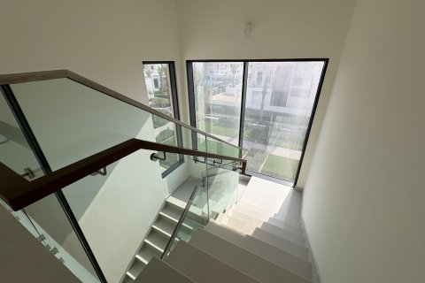 Müüa villa asukohaga Dubai, AÜE: 4 magamistoaga, 422 m² Nr 766174 - pilt 4