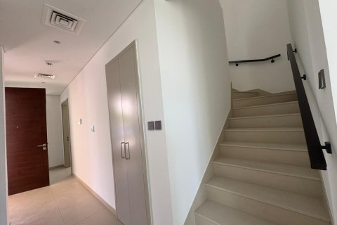 Müüa ridamaja asukohaga Dubai, AÜE: 4 magamistoaga, 248 m² Nr 766175 - pilt 5