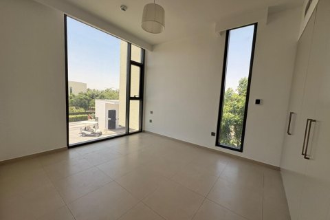 Müüa ridamaja asukohaga Dubai, AÜE: 4 magamistoaga, 248 m² Nr 766175 - pilt 14