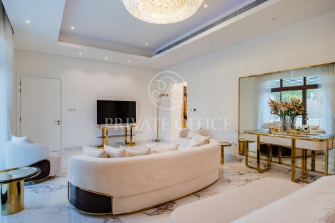 Зняти в оренду віллу в Meydan, Дубай, ОАЕ 5 спалень, 696.77250000м2, № 583907 - фото 20