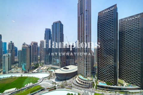 Apartamento en alquiler en Burj Khalifa, Dubai, EAU 2 dormitorios, 152.26987506 m2 № 659372 - foto 16