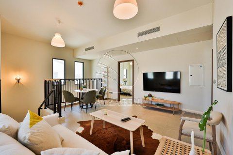 Townhouse in Khalifa City, Abu Dhabi, UAE 3 bedrooms, 171 sq.m. № 615134 - photo 11