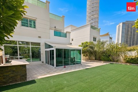 Villa Dubaijā, AAE 4 istabas, 501.5 m2 Nr. 753292 - attēls 2