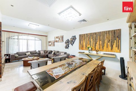 Radový dom v Dubai, SAE 4 spálne, 328.7 m2 č. 753294 - Fotografia 4