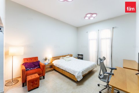 Radový dom v Dubai, SAE 4 spálne, 328.7 m2 č. 753294 - Fotografia 17
