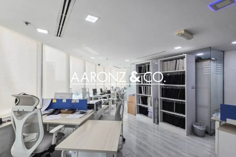 Oficina en alquiler en Business Bay, Dubai, EAU 169 m2 № 670748 - foto 4