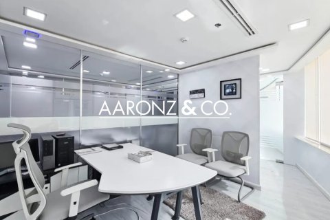 Oficina en alquiler en Business Bay, Dubai, EAU 169 m2 № 670748 - foto 5