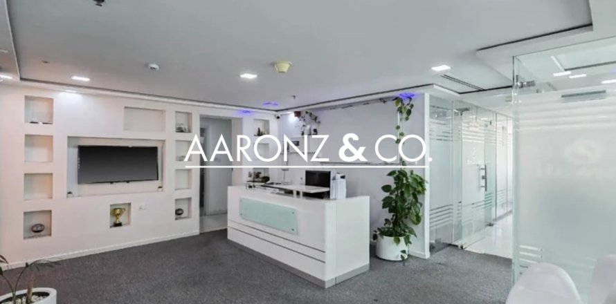 Oficina en Business Bay, Dubai, EAU 169 m² № 670748