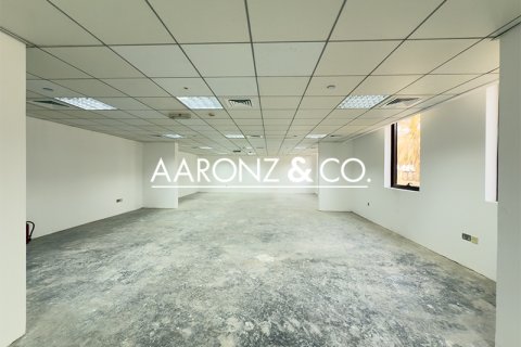 Kancelář v Dubai Investment Park, SAE 667.6 m² Č.: 670752 - fotografie 3