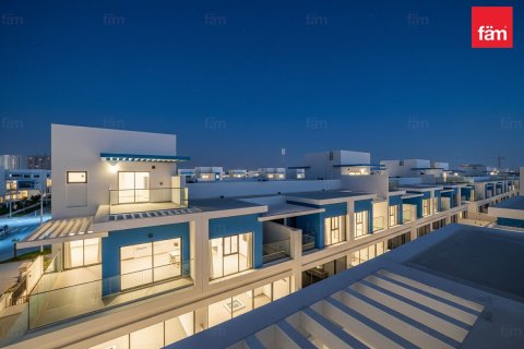 Vila v Dubai, SAE 5 spální, 144 m2 č. 692981 - Fotografia 3