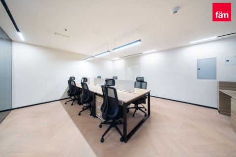 Biuro do wynajęcia w Dubai, ZEA 94.3 mkw., nr 694346 - zdjęcie 8