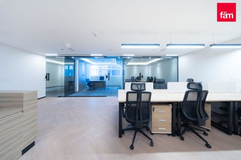 Bureau à louer à Dubai, EAU 94.3 m2 № 694346 - photo 4