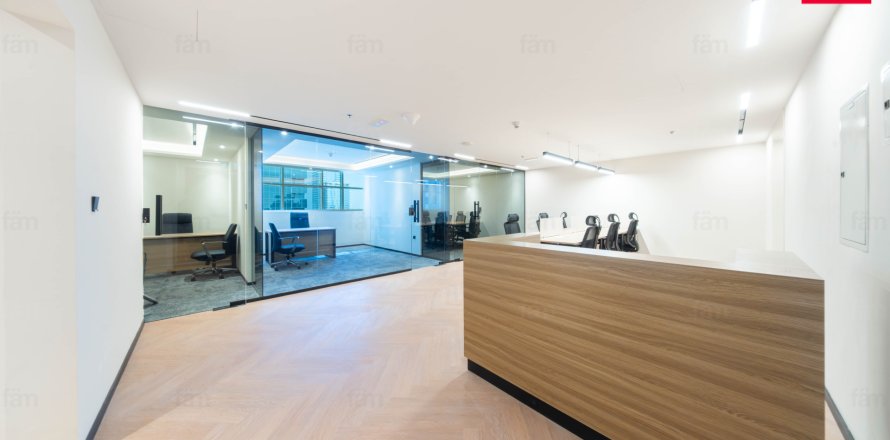 Bureau à Dubai, EAU: 94.3 m2 № 694346
