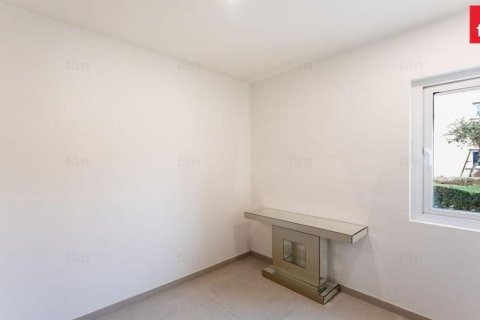 Villetta a schiera in affitto a Dubai, EAU 3 camere da letto, 174.8 mq. № 694345 - foto 12