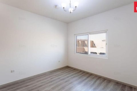 Villetta a schiera in affitto a Dubai, EAU 3 camere da letto, 174.8 mq. № 694345 - foto 15