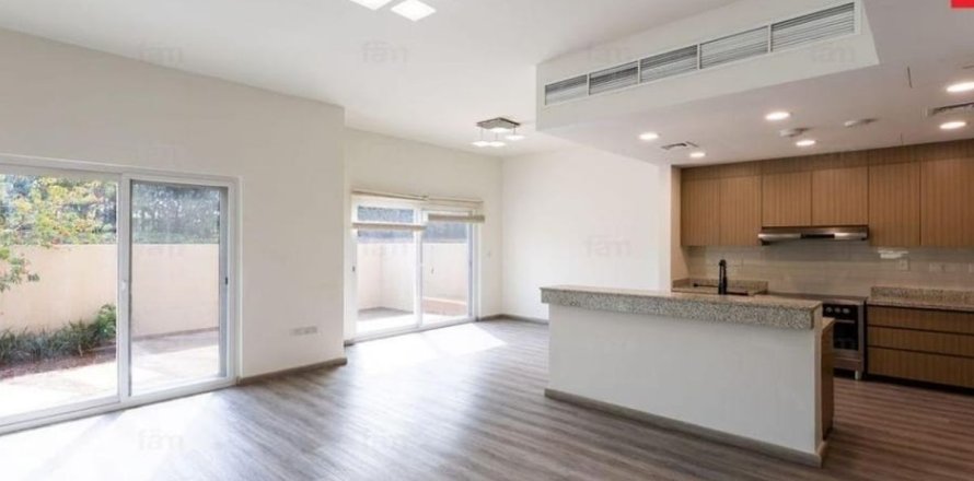 Villetta a schiera a Dubai, EAU 3 camere da letto, 174.8 mq. № 694345