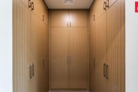 Villetta a schiera in affitto a Dubai, EAU 3 camere da letto, 174.8 mq. № 694345 - foto 9