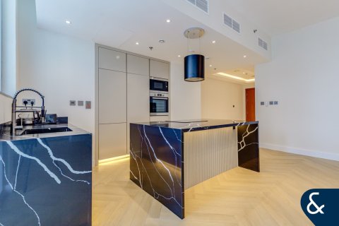 Lägenhet till försäljning i Business Bay, Dubai, UAE 2 sovrum, 140 kvm Nr. 667075 - fotografi 5