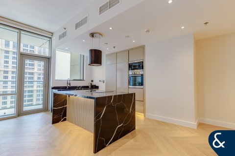 Lägenhet till försäljning i Business Bay, Dubai, UAE 2 sovrum, 140 kvm Nr. 667075 - fotografi 2