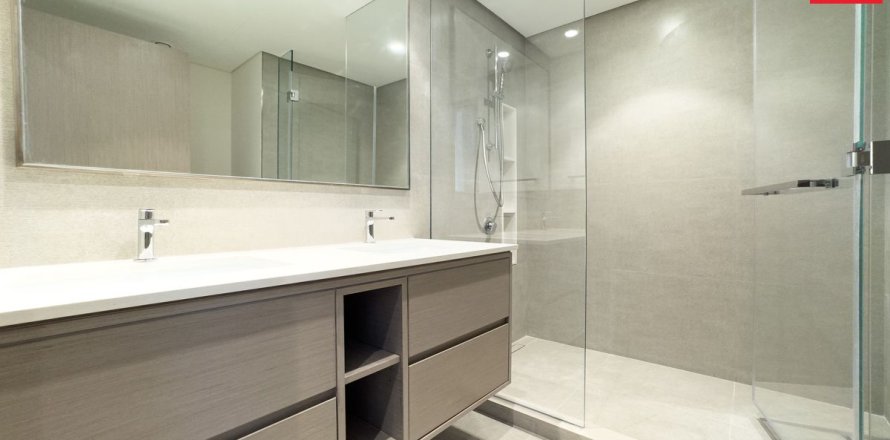 Korter asukohaga Dubai, AÜE: 2 magamistoaga, 111.6 m² Nr 695240