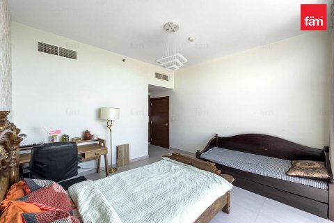 Apartment in Al Kifaf, Dubai, UAE 2 bedrooms, 148 sq.m. № 695237 - photo 16