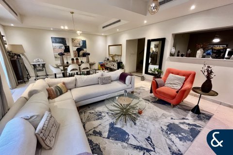 Villetta a schiera in vendita a Al Furjan, Dubai, EAU 3 camere da letto, 262 mq. № 667544 - foto 4
