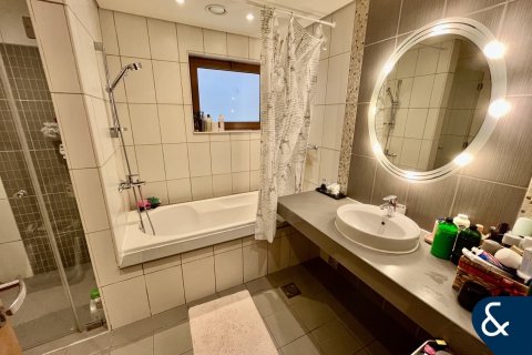 Villetta a schiera in vendita a Al Furjan, Dubai, EAU 3 camere da letto, 262 mq. № 667544 - foto 11