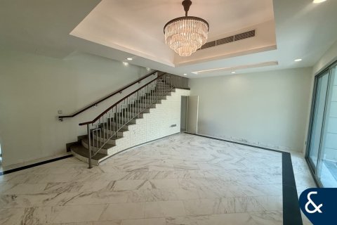 Řadový dům v Al Furjan, Dubai, SAE 4 ložnice, 302 m² Č.: 667540 - fotografie 3