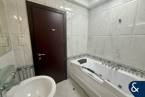 Řadový dům v Al Furjan, Dubai, SAE 4 ložnice, 302 m² Č.: 667540 - fotografie 14
