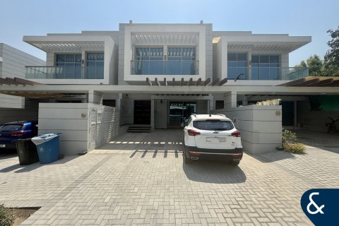 Řadový dům v Al Furjan, Dubai, SAE 4 ložnice, 302 m² Č.: 667540 - fotografie 1