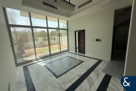 Řadový dům v Al Furjan, Dubai, SAE 4 ložnice, 302 m² Č.: 667540 - fotografie 2