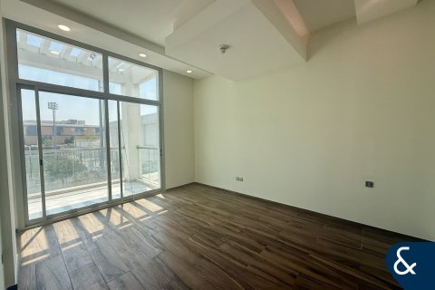 Řadový dům v Al Furjan, Dubai, SAE 4 ložnice, 302 m² Č.: 667540 - fotografie 16