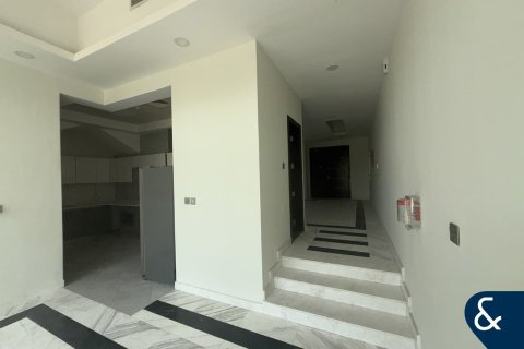 Řadový dům v Al Furjan, Dubai, SAE 4 ložnice, 302 m² Č.: 667540 - fotografie 19