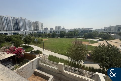 Řadový dům v Al Furjan, Dubai, SAE 4 ložnice, 302 m² Č.: 667540 - fotografie 6
