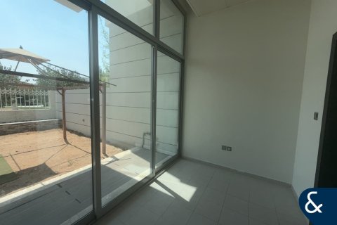 Řadový dům v Al Furjan, Dubai, SAE 4 ložnice, 302 m² Č.: 667540 - fotografie 9