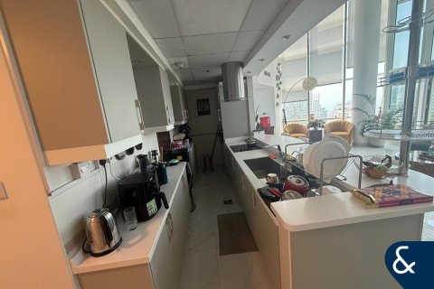 Müüa korter asukohaga Jumeirah Lake Towers, Dubai, AÜE: 2 magamistoaga, 181 m² Nr 667543 - pilt 8