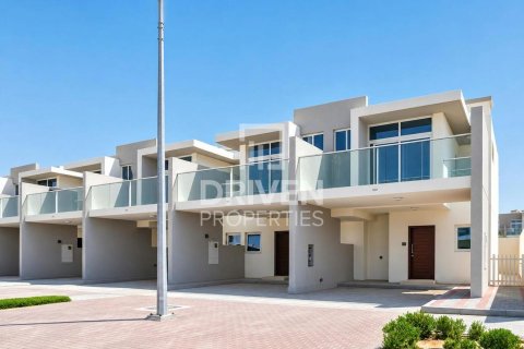 Casa urbana para venda em Dubai, EAU 3 quartos, 112.23 m2 № 765337 - foto 11