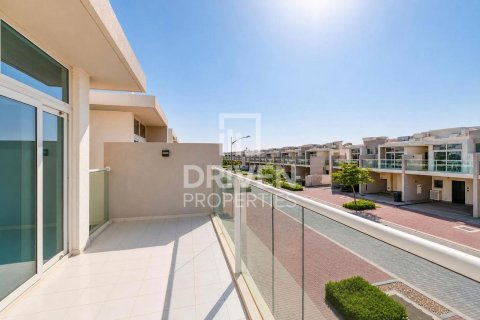 Casa urbana para venda em Dubai, EAU 3 quartos, 112.23 m2 № 765337 - foto 10