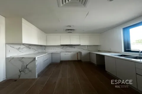 Vila u Jebel Ali, Dubai, UAE 4 spavaćih soba, 300 m2 Br. 738135 - fotografija 11
