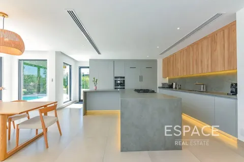 Willa do wynajęcia w Jumeirah Islands, Dubai, ZEA 5 sypialnie, 557 mkw., nr 738138 - zdjęcie 6
