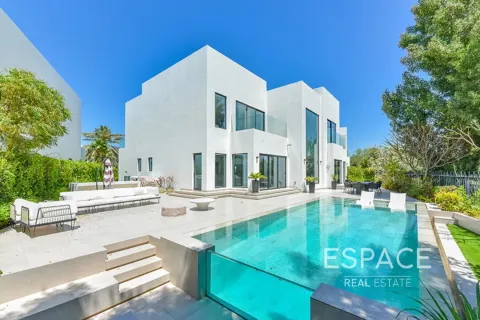 Willa do wynajęcia w Jumeirah Islands, Dubai, ZEA 5 sypialnie, 557 mkw., nr 738138 - zdjęcie 1