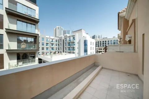 Villa in Jumeirah Village Circle, Dubai, UAE 3 bedrooms, 307 sq.m. № 738132 - photo 18
