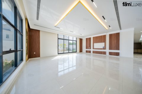 Villa en alquiler en Al Quoz, Dubai, EAU 5 dormitorios, 929 m2 № 766319 - foto 9