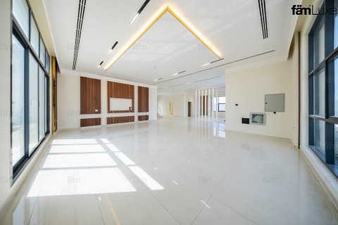 Villa en alquiler en Al Quoz, Dubai, EAU 5 dormitorios, 929 m2 № 766319 - foto 3