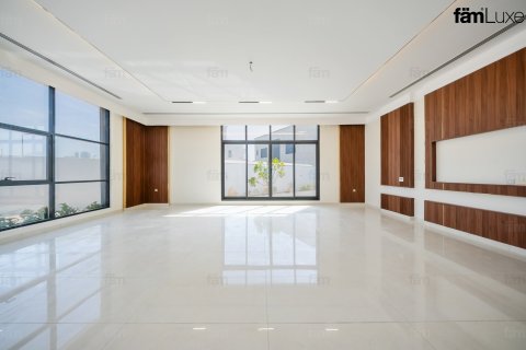 Villa en alquiler en Al Quoz, Dubai, EAU 5 dormitorios, 929 m2 № 766319 - foto 5