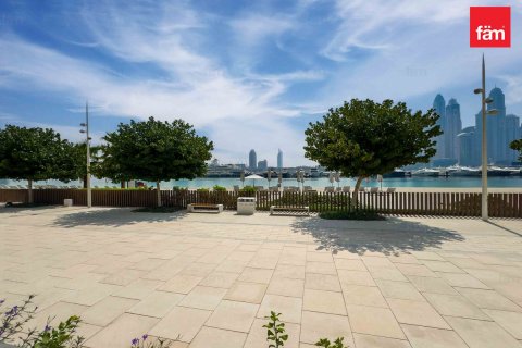 Apartment in Dubai Harbour, UAE 3 bedrooms, 188.4 sq.m. № 699019 - photo 2