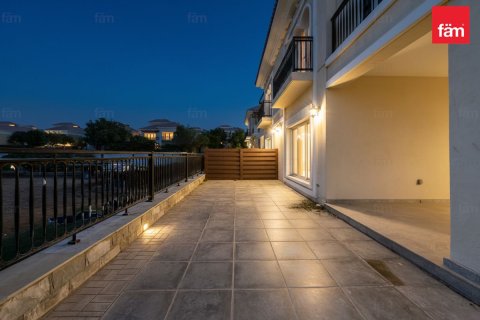 Dubai, संयुक्त अरब अमीरात में टाउनहाउस, 4 बेडरूम, 317.9 वर्ग मीटर, संख्या 689526 - फ़ोटो 2