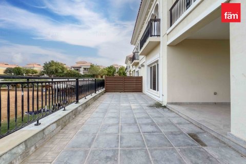 Dubai, संयुक्त अरब अमीरात में टाउनहाउस, 4 बेडरूम, 317.9 वर्ग मीटर, संख्या 689526 - फ़ोटो 4