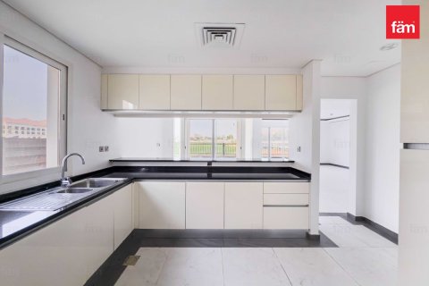 Dubai, संयुक्त अरब अमीरात में टाउनहाउस, 4 बेडरूम, 317.9 वर्ग मीटर, संख्या 689526 - फ़ोटो 16