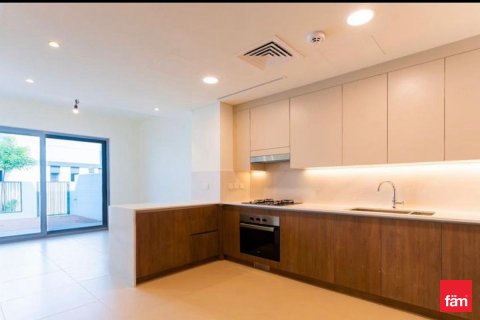 Rumah bandar di Tilal Al Ghaf, Dubai, UAE 3 bilik tidur, 140.4 meter persegi № 691581 - foto 1